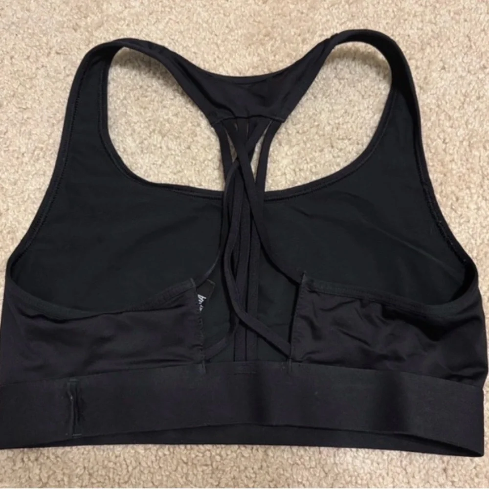 Victoria's Secret Sport Logo Strappy Racerback Sports Bra Black/White Size Small